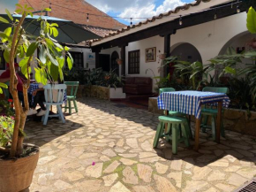 Naturhola Hostal